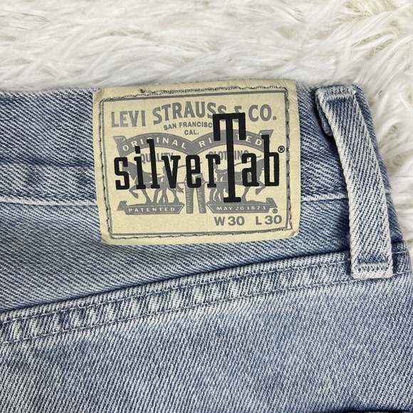 Levi’s Silvertab Jeans Men’s 30x30 Straight USA Ripped Distressed Denim - Picture 13 of 16